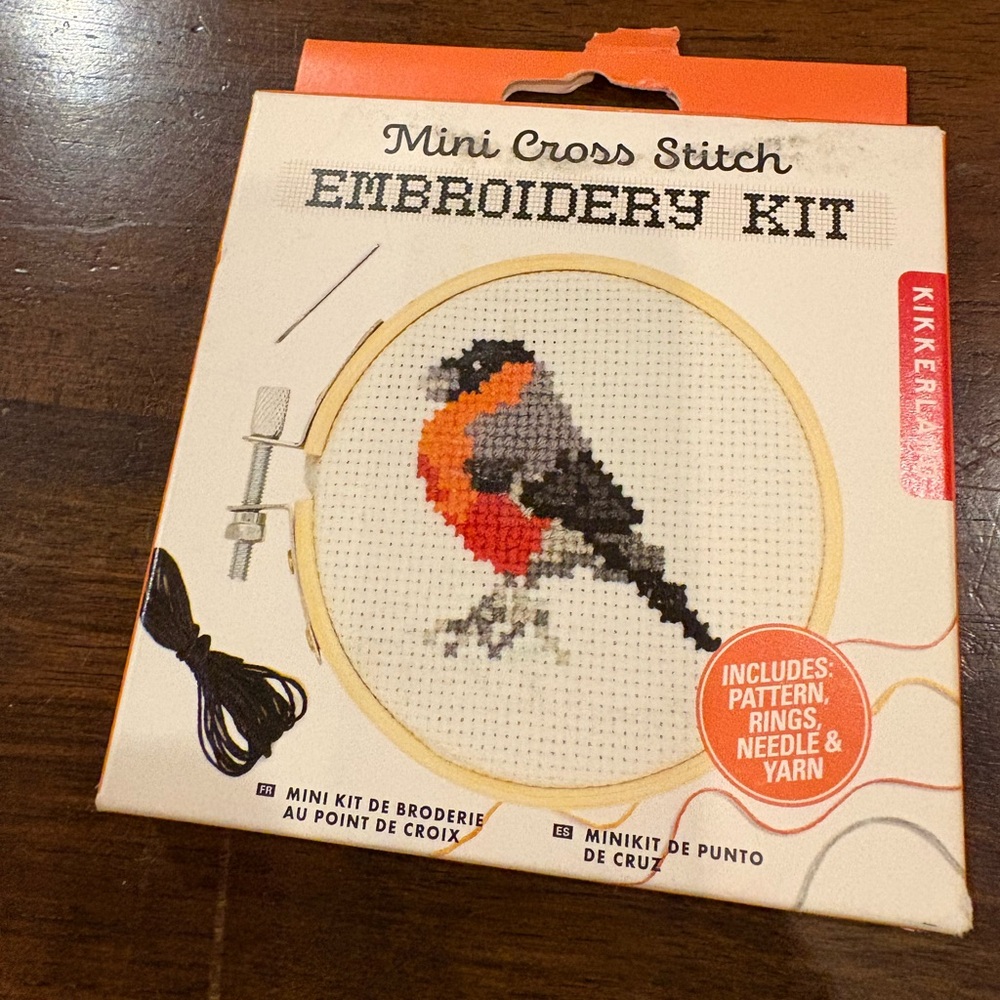 Kikkerland Embroidery Kit - Black, Orange, and Gray Bird NIB